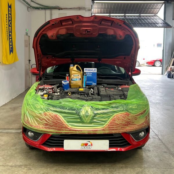 Plástico para cubrir el frontal del coche y las aletas